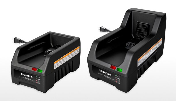 Chargeurs Honda Standard et Rapide sur un fond blanc en studio.