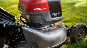 Close up of the battery lawn mower deck. 